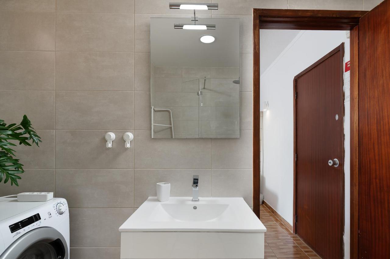 Praia Da Rocha Apartment By Lovelystay Portimão Extérieur photo