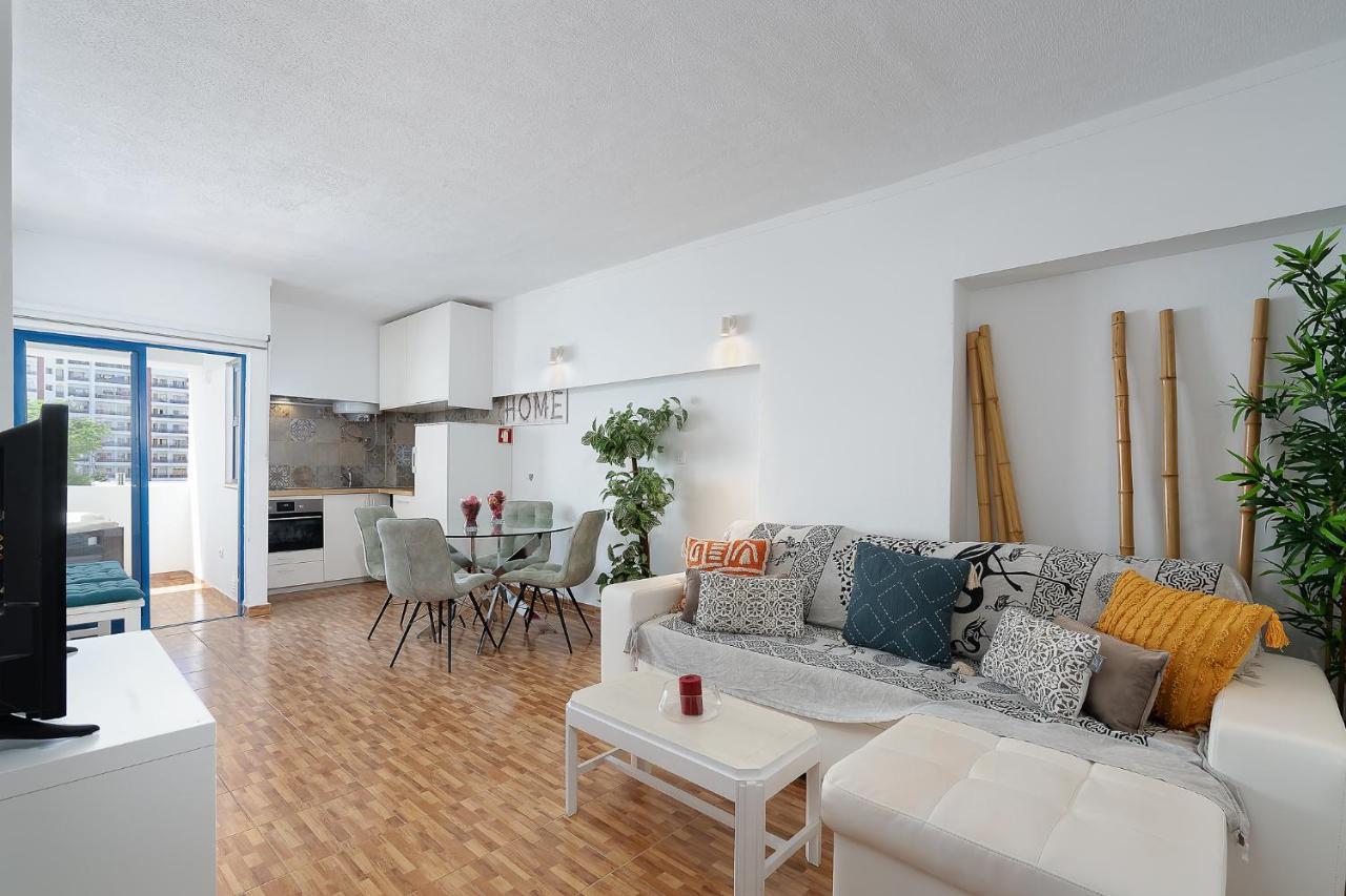 Praia Da Rocha Apartment By Lovelystay Portimão Extérieur photo
